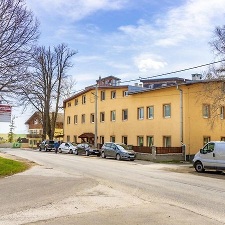 Apartman Zara Вельки-Славков Экстерьер фото